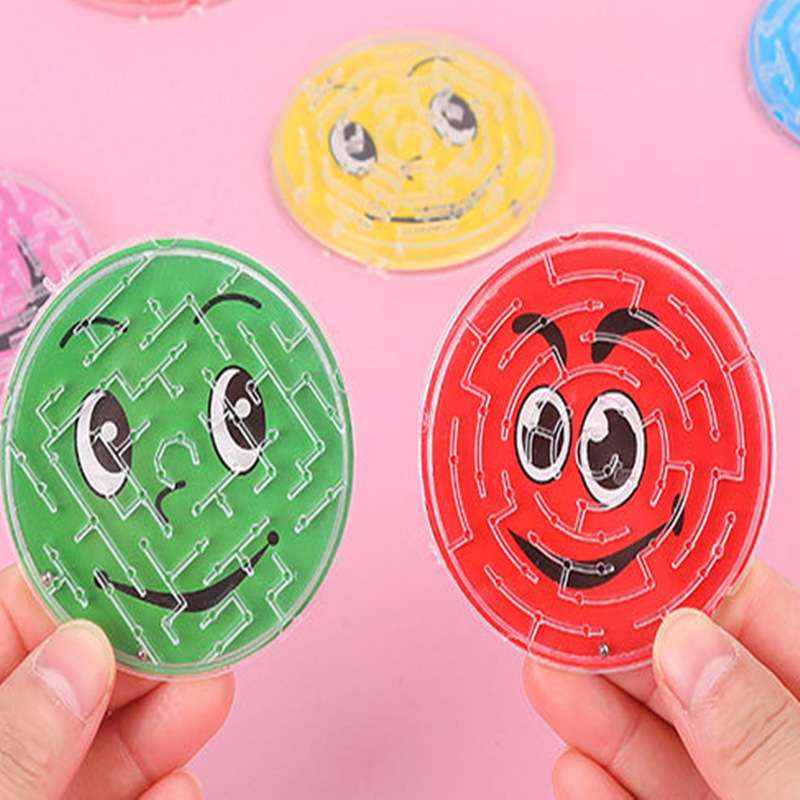 知育玩具 にっこりわくわく迷路ゲーム