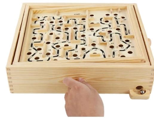 知育玩具 木製迷路ゲーム ビー玉の旅