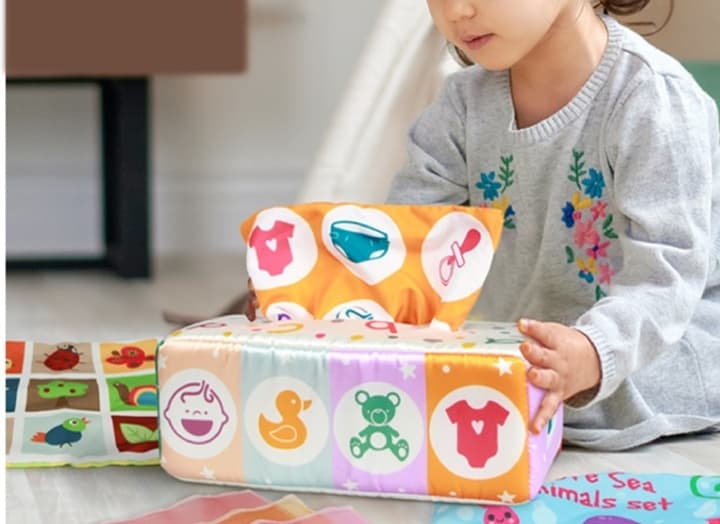 知育玩具 ティッシュ 赤ちゃん指先トレーニングティッシュ玩具
