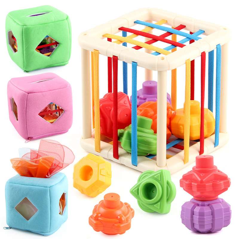 知育玩具 つながるパズルティッシュ箱