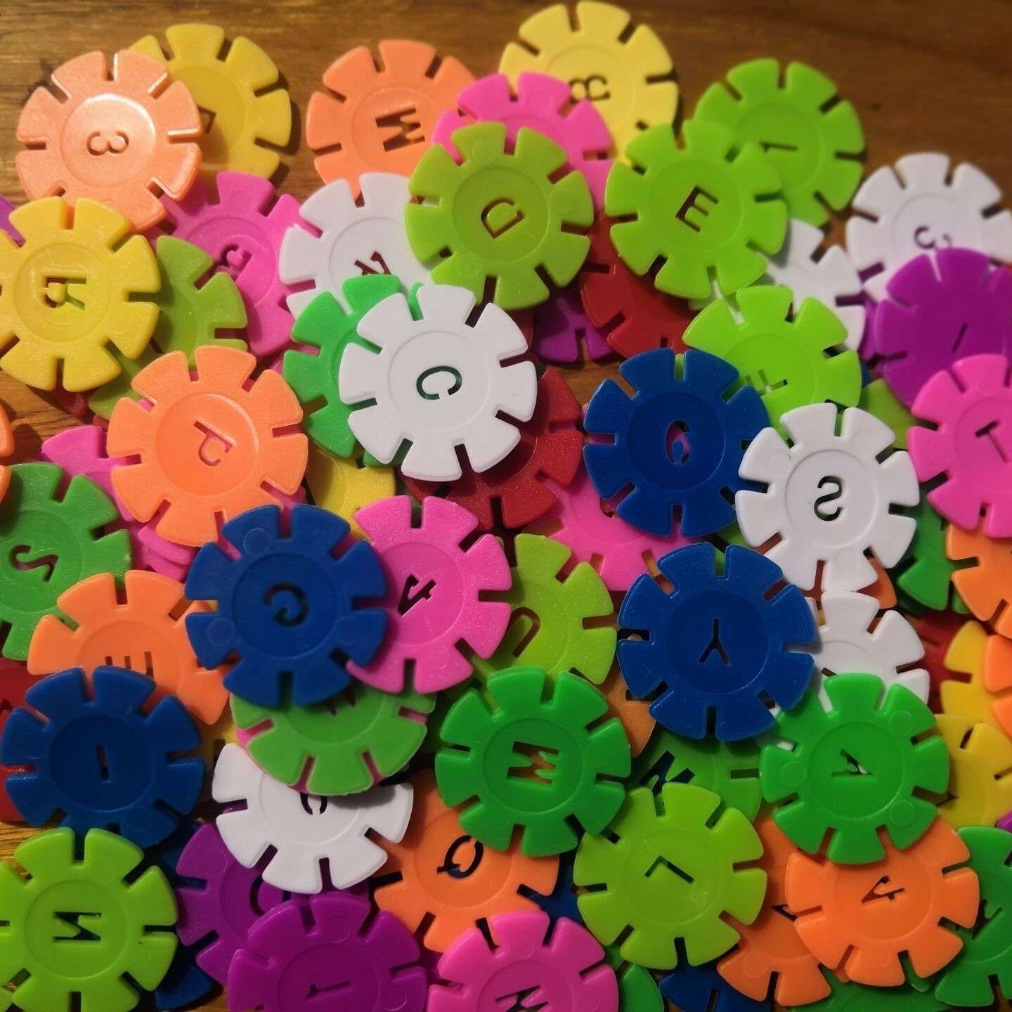 知育玩具 歯車パズル知育ブロック
