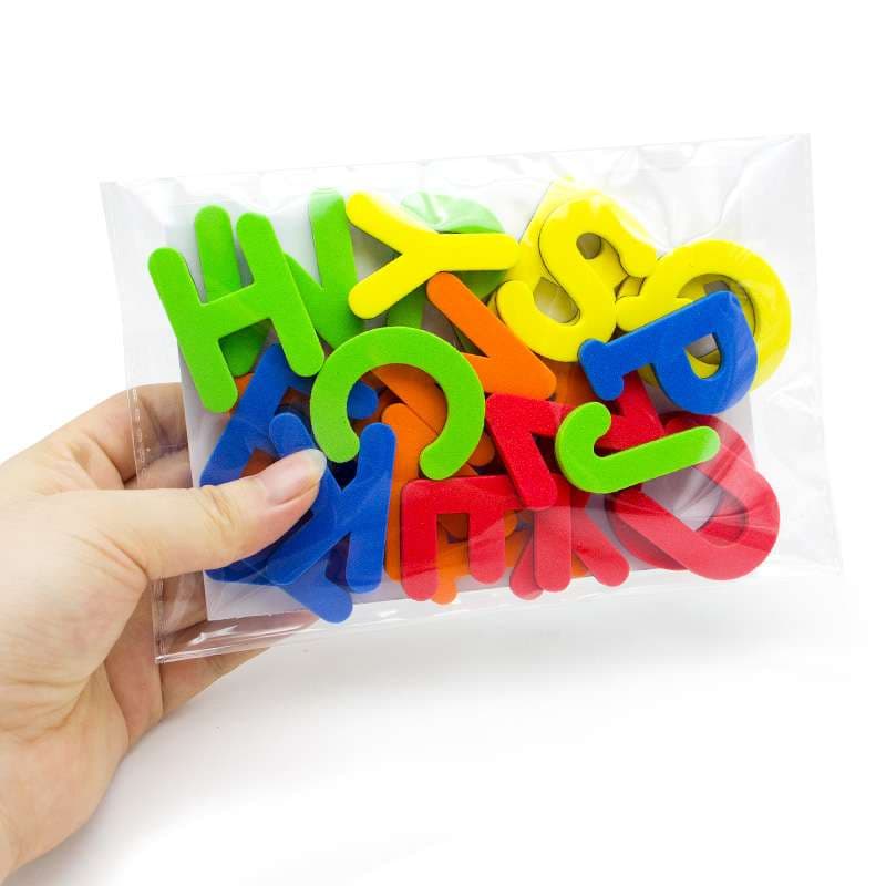 知育玩具 アルファベットと数字の磁石セット