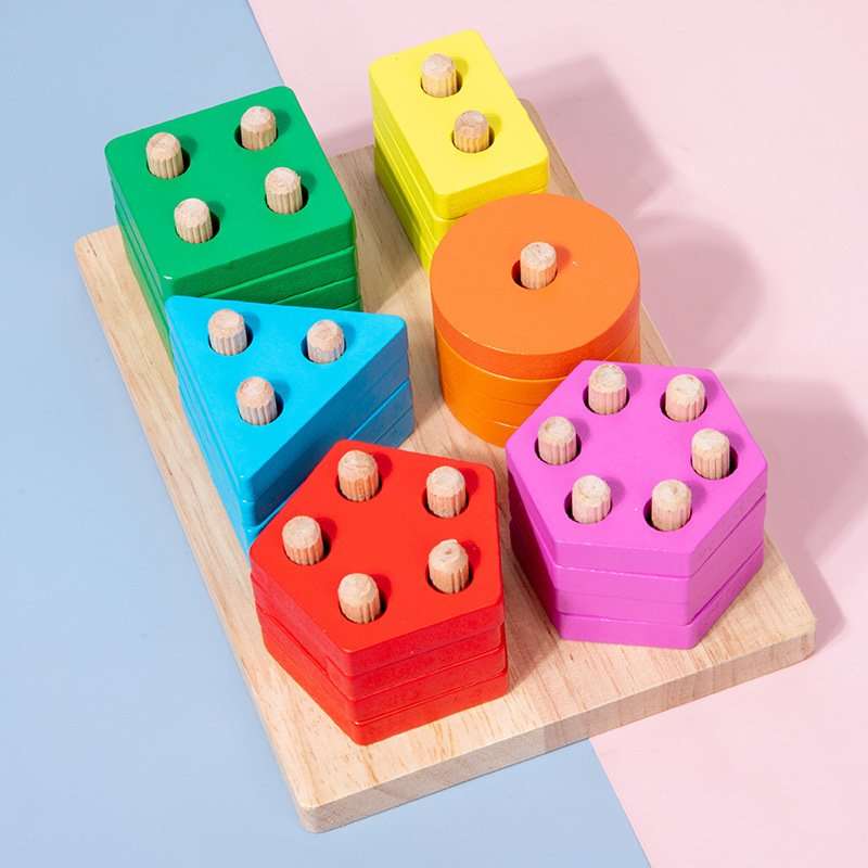 知育玩具 積み木で学ぶ形と色の世界