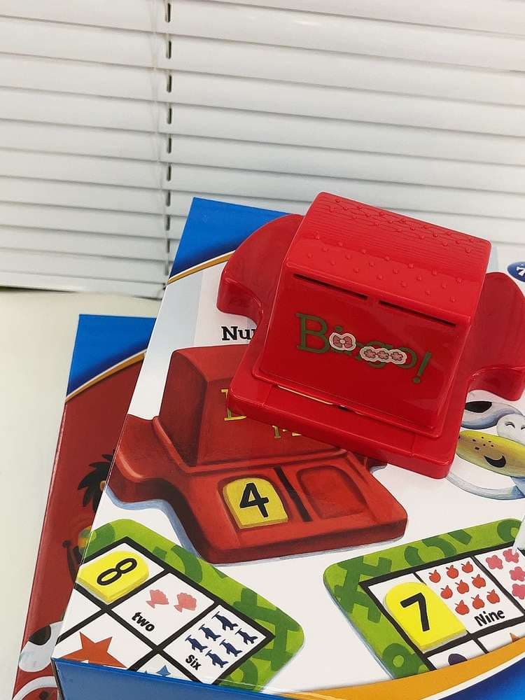 知育玩具 想像力育む絵合わせゲーム