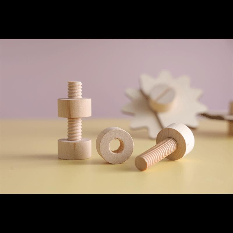 知育玩具 木製パズルネジ遊び