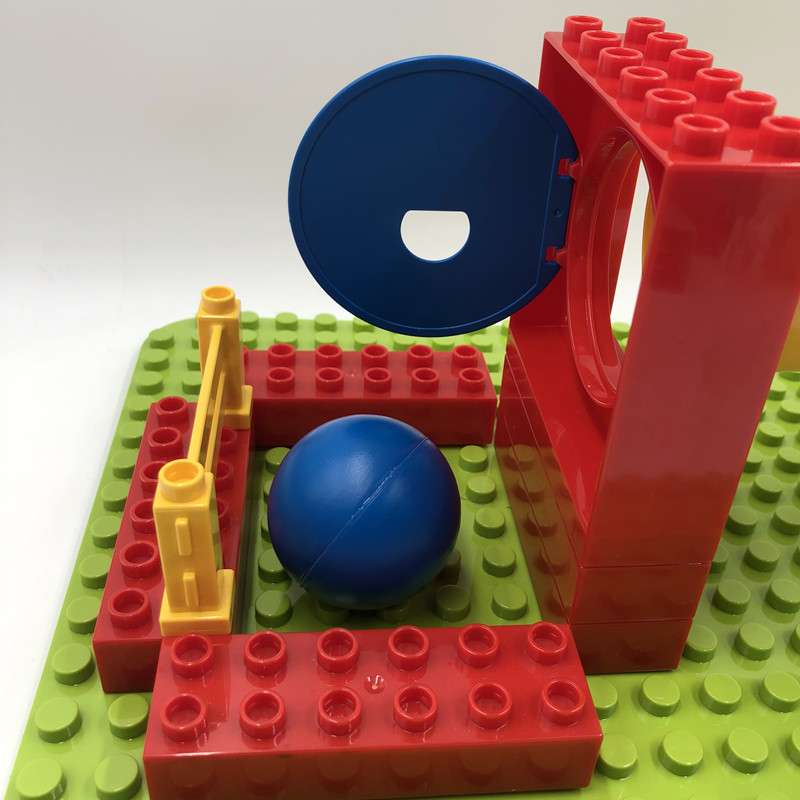 知育玩具 知育ブロック迷路 ボール転がし遊具