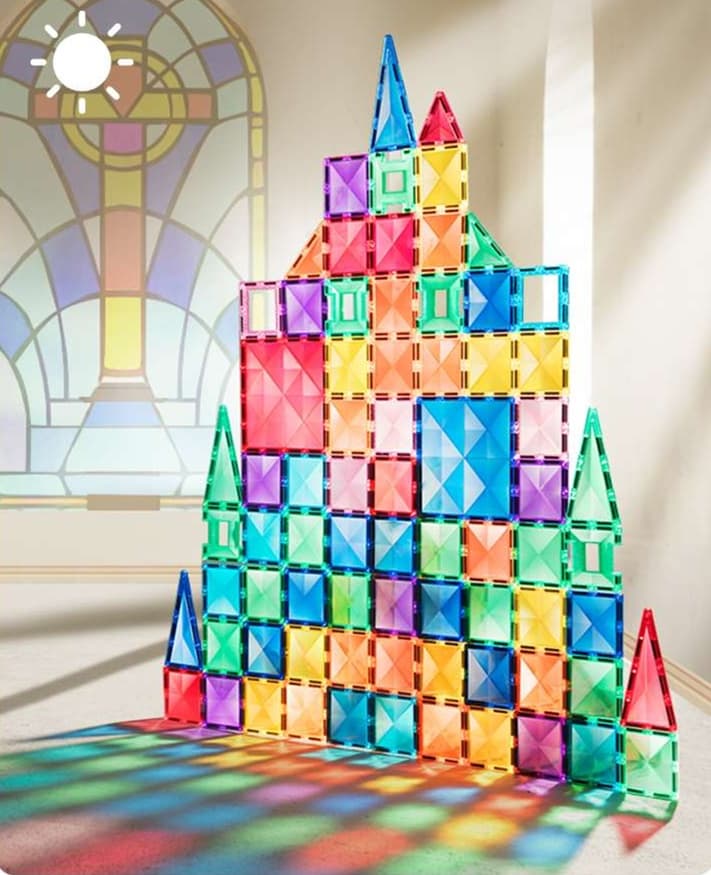 知育玩具 光る積み木の魔法城