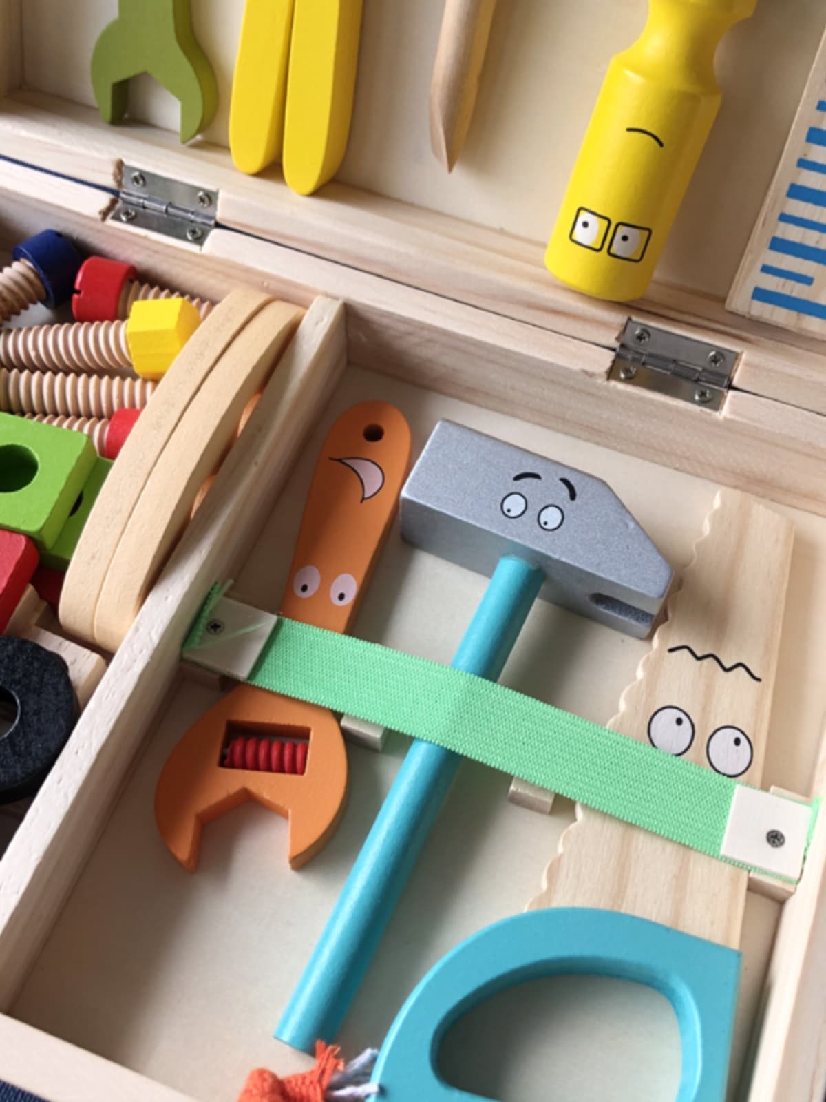 知育玩具 笑顔の大工さん道具箱セット